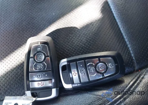 2019 Ford Explorer Limited z USA, uszkodzony, nr VIN 1FM5K7FH9KGA53419